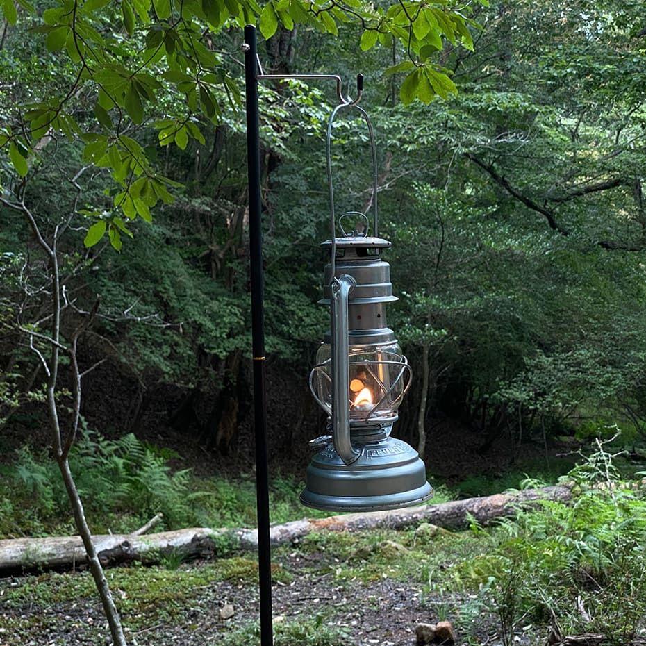 ランタンスタンド 吊り下げ 調節能 折り畳み 持ち運び キャンプ