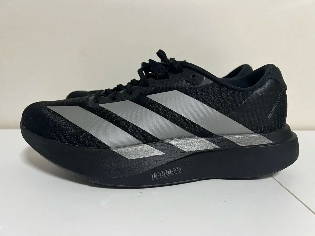 アディダス アディゼロ evo sl エボ スラ 275 ランニングシューズ