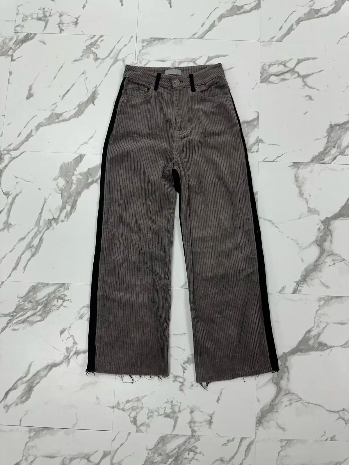 THE ILMA 더일마 コーデュロイ ツートン デニム パンツ