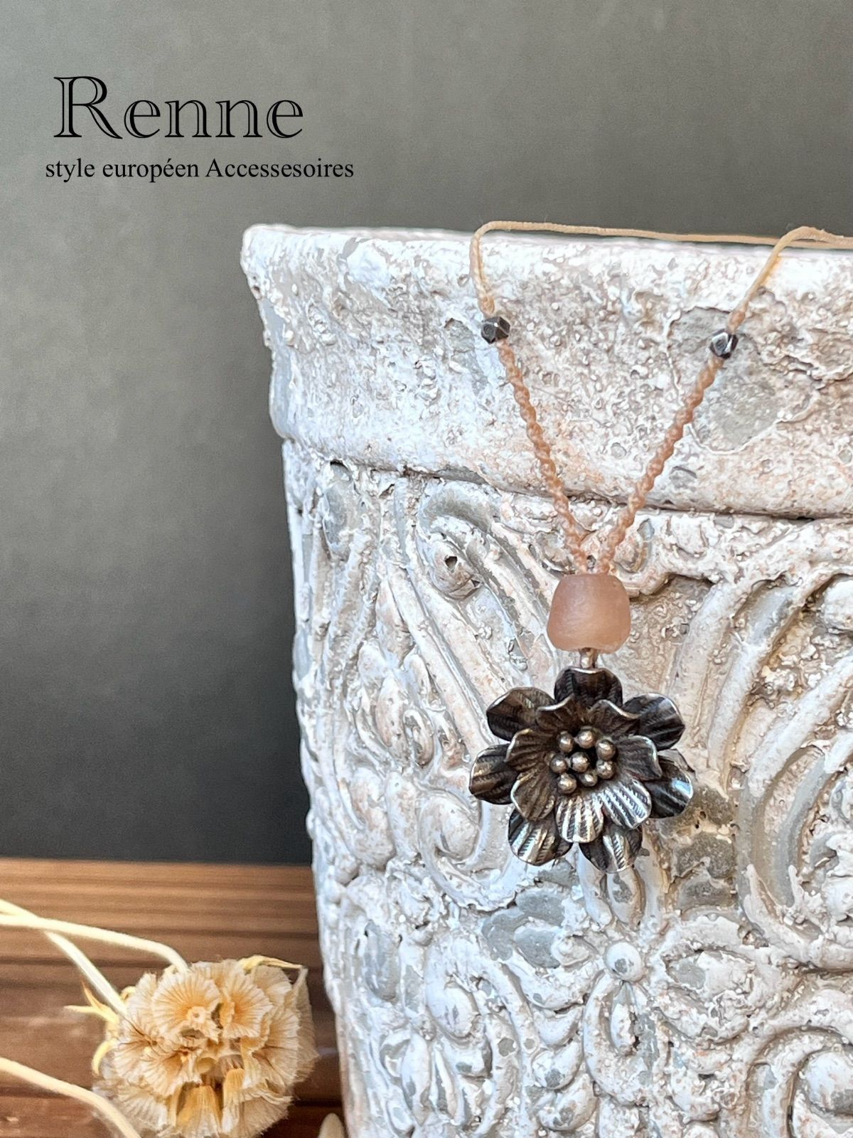 レディース 14K ゴールドメッキ キュービックジルコニア スタッドピアス 模造ダイヤモンド ラウンドキュービックジルコニア イヤースタッドセット(5 女性用レイヤードゴールドイニシャルネックレス 14Kゴールドメッキ