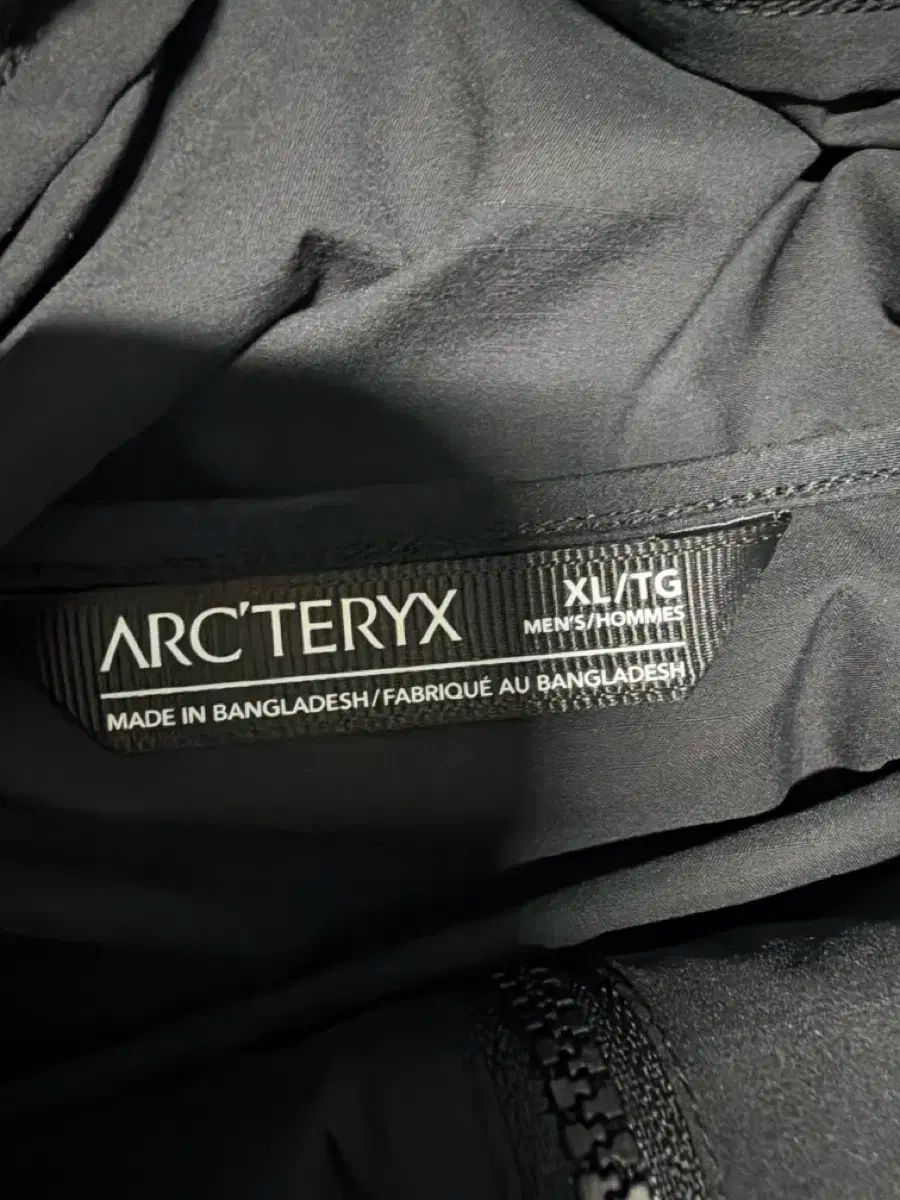 ARC TERYX アークテリクス スコーミッシュ フーディー パーカー ブラック xl