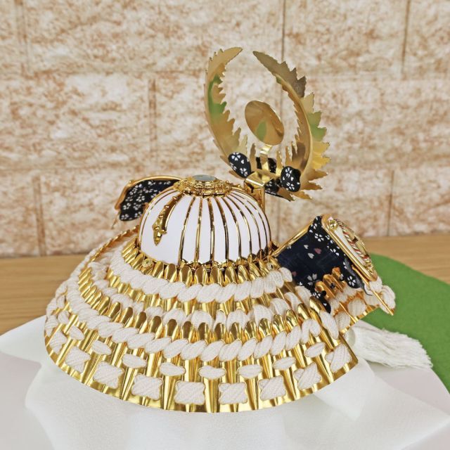 徳川家康 五月人形 兜飾り 白陣羽織付き兜平飾り 龍虎柄 五月人形 兜