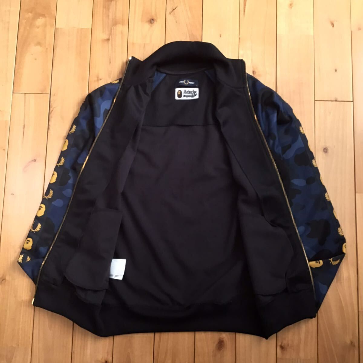 FRED PERRY X BAPE TRACK JACKET Sサイズ
