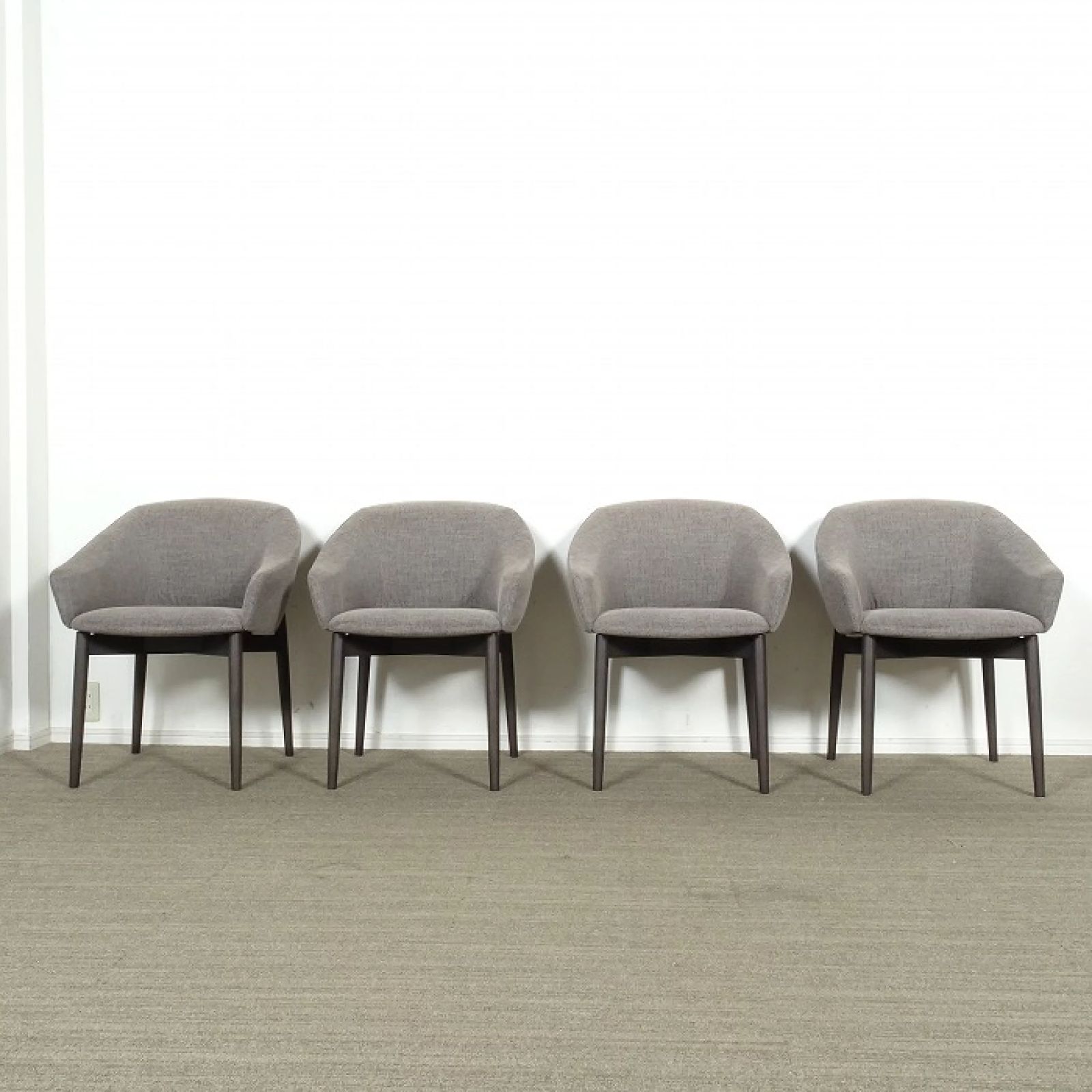 ◾︎SELUNO◾︎ 展示超 arflex アルフレックス NINA | ニーナ アームチェア 4脚セット | ファブリック 93万 v765