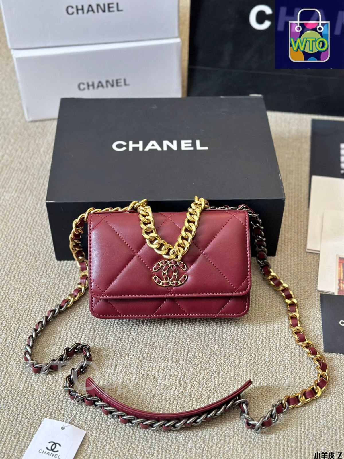 【憧れの♡】シャネル CHANEL 19 ミディアムウォレット 中古】シャネル CHANEL 19 ミディアム ジップウォレット AP0948