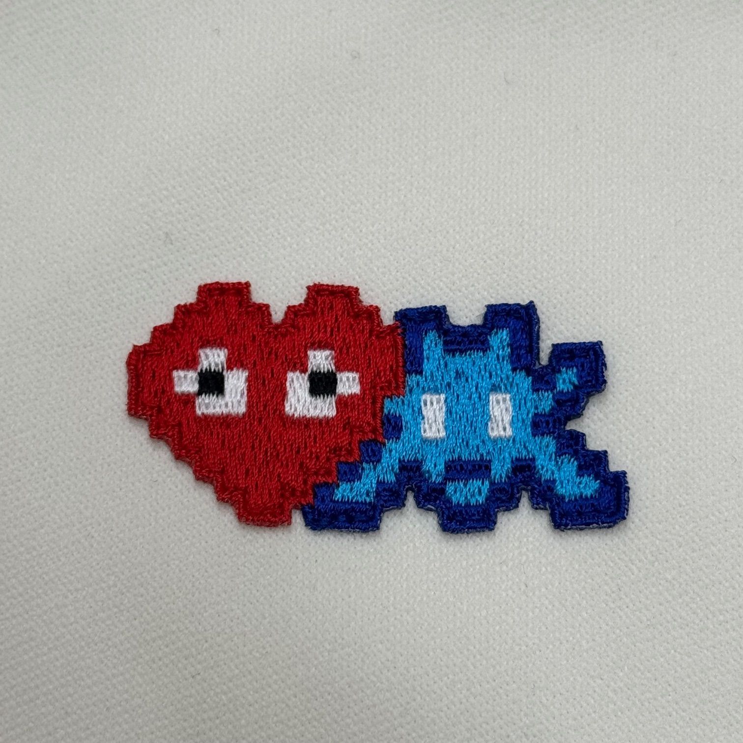 参考上代25850円 未使用品 PLAY COMME des GARCONS 22AW レッド