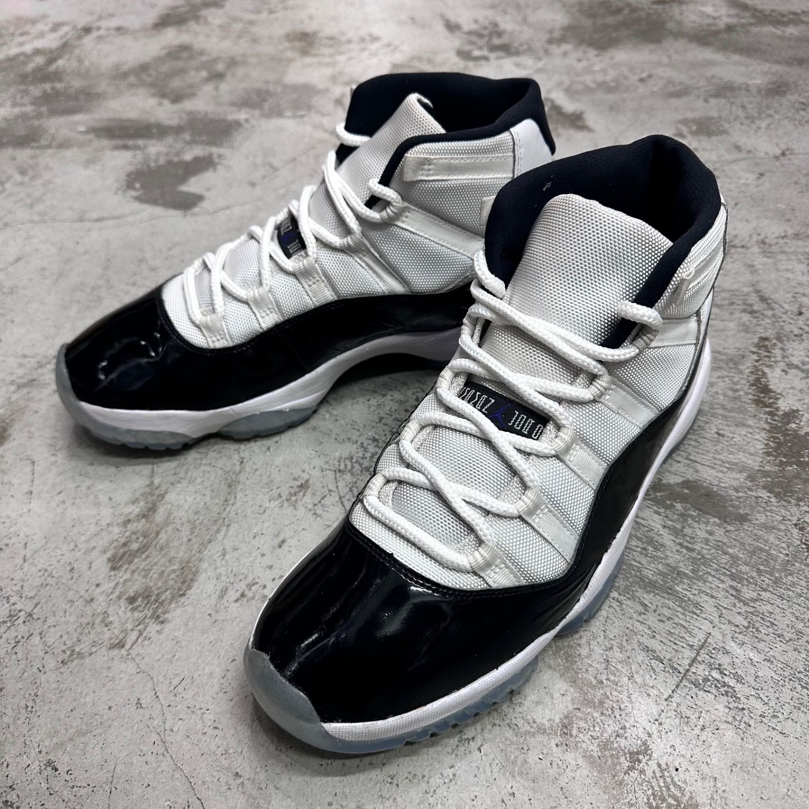 TOT エアジョーダン11コンコルド 26cm 378037-100 AIR JORDAN 11 RETRO - スニーカーショップSKIT
