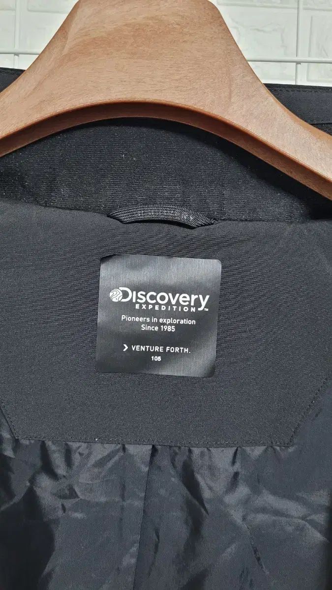 105 DISCOVERY 黒 隠しボタンダウン ハイネック ベントジャケット ゴールデン XL 帽子 x KANDAIZUMI_COM