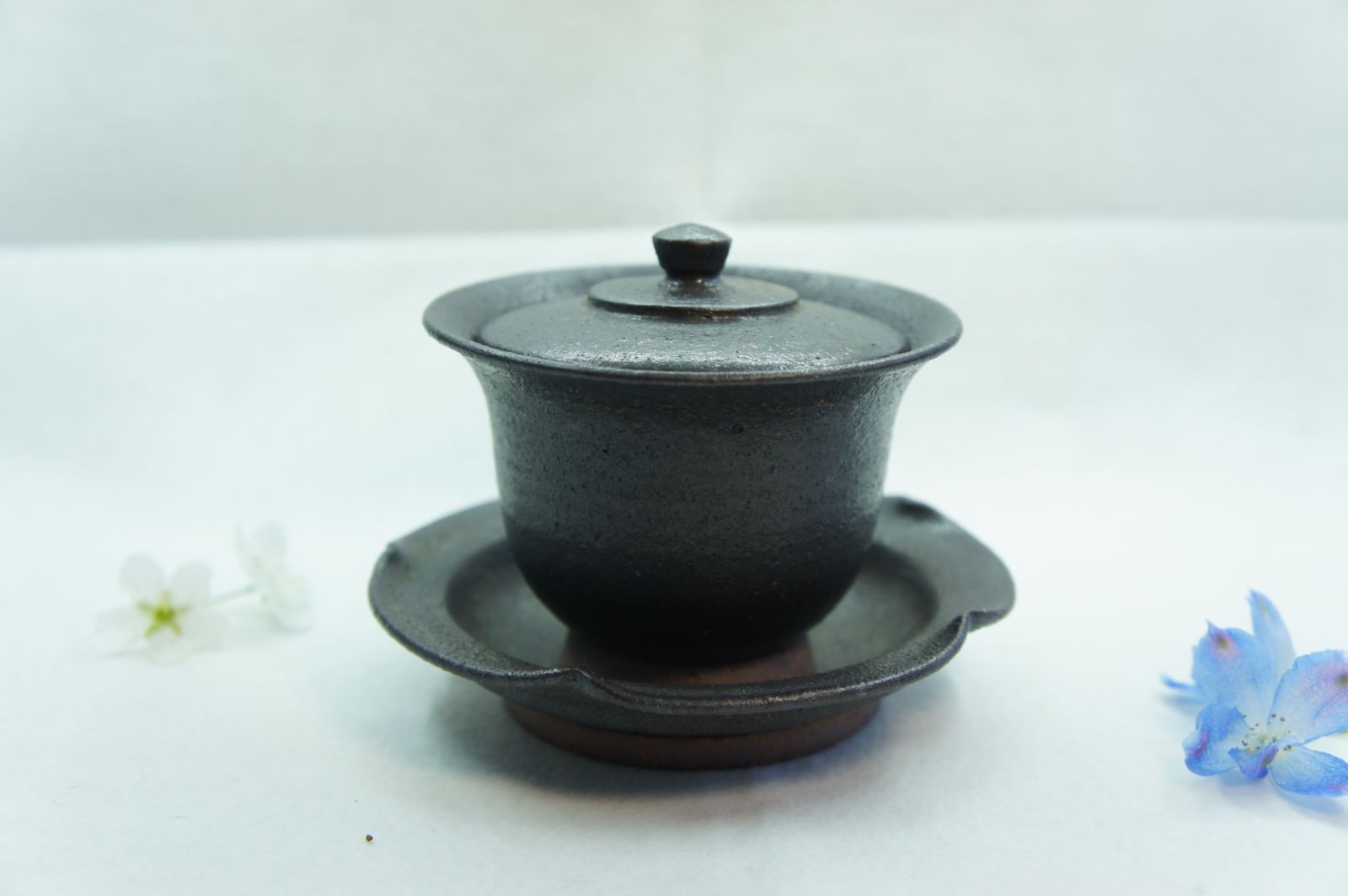 草津燒 - 陶瓷 三才盖碗不烫手 - 炭黑色 泥彩 煎茶碗 淡海陶芸研究所 湯飲み 蓋付き 草津焼
