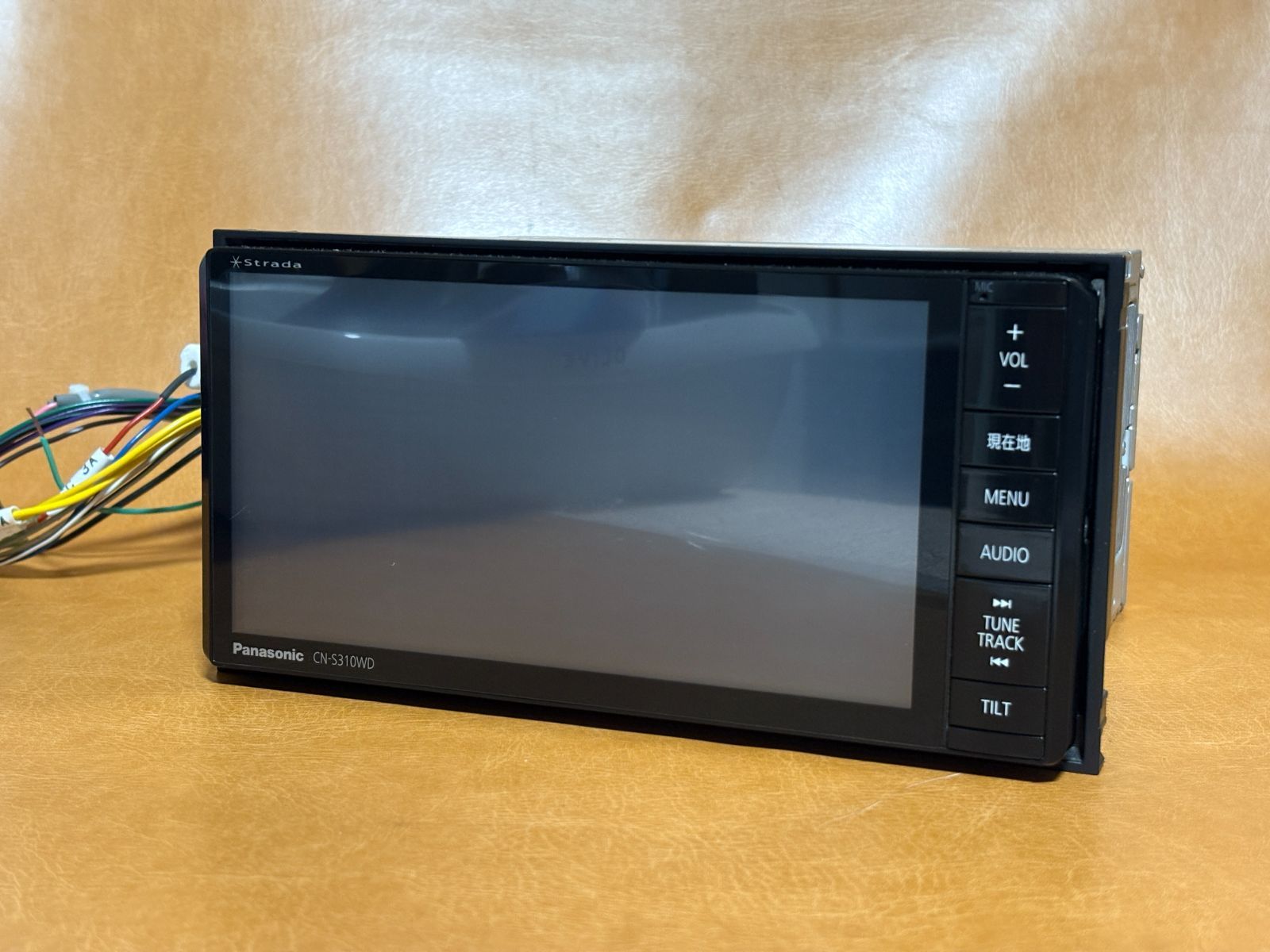 ☆Strada CN-S310WD Bluetooth・DVD・地デジ☆動作良好 【公式通販】