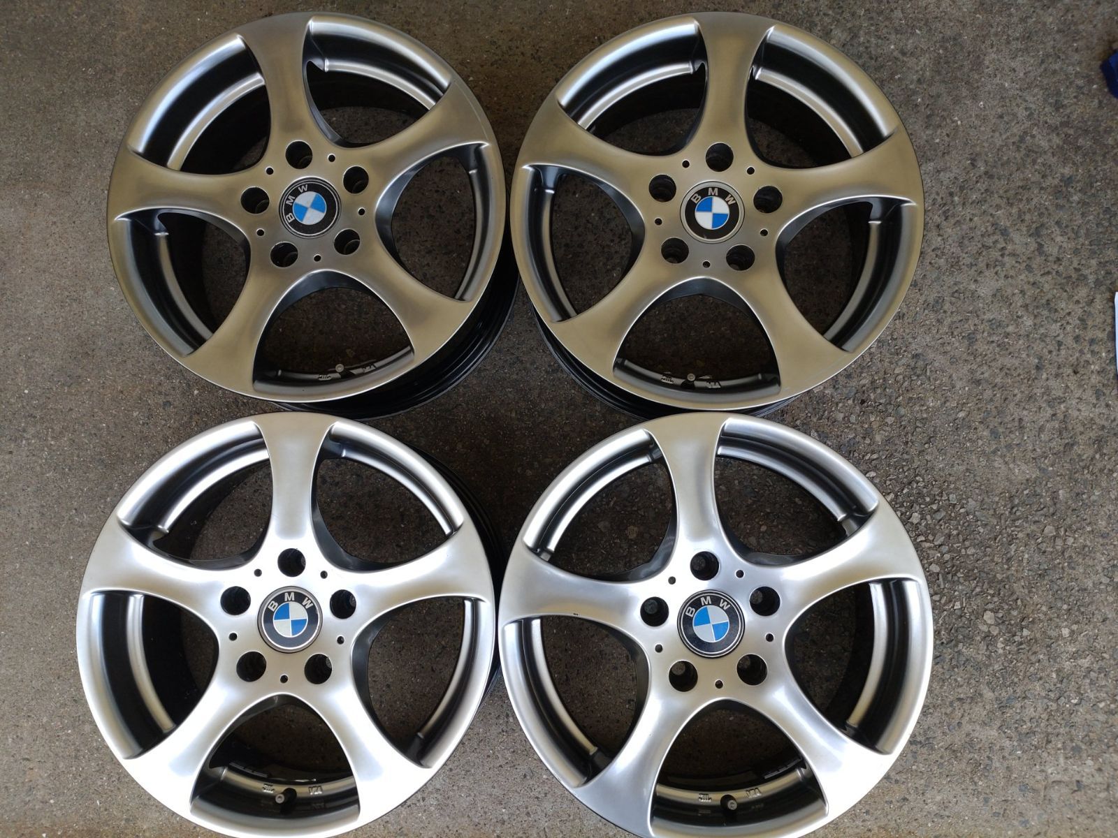 日産 Ｚ３２ フェアレディZ 純正 １６インチ ４本セット 送料無料 バルブ新品 ニッサン フェアレディZ Z32 純正ホイール 4本 16インチ 7.5J-16