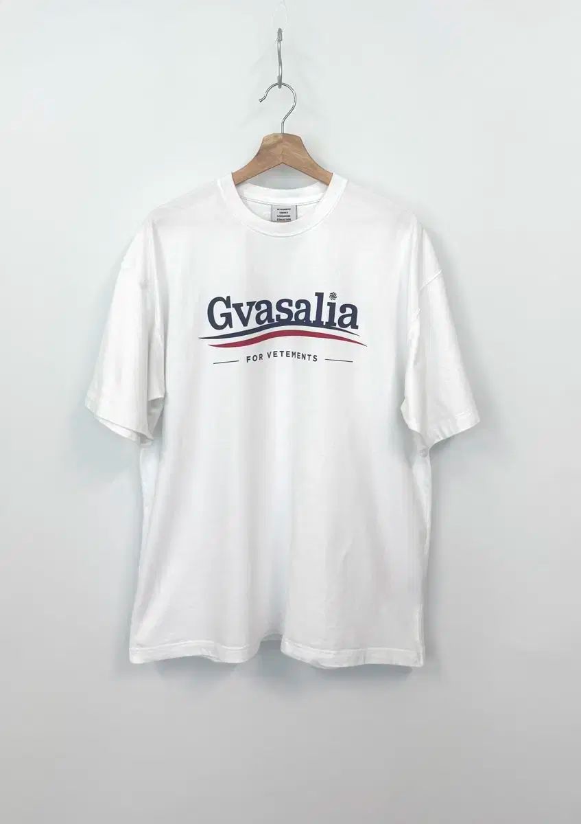 VETEMENTS ヴェトモン あんさんぶるスターズ！！ バザール リア ポリ T 