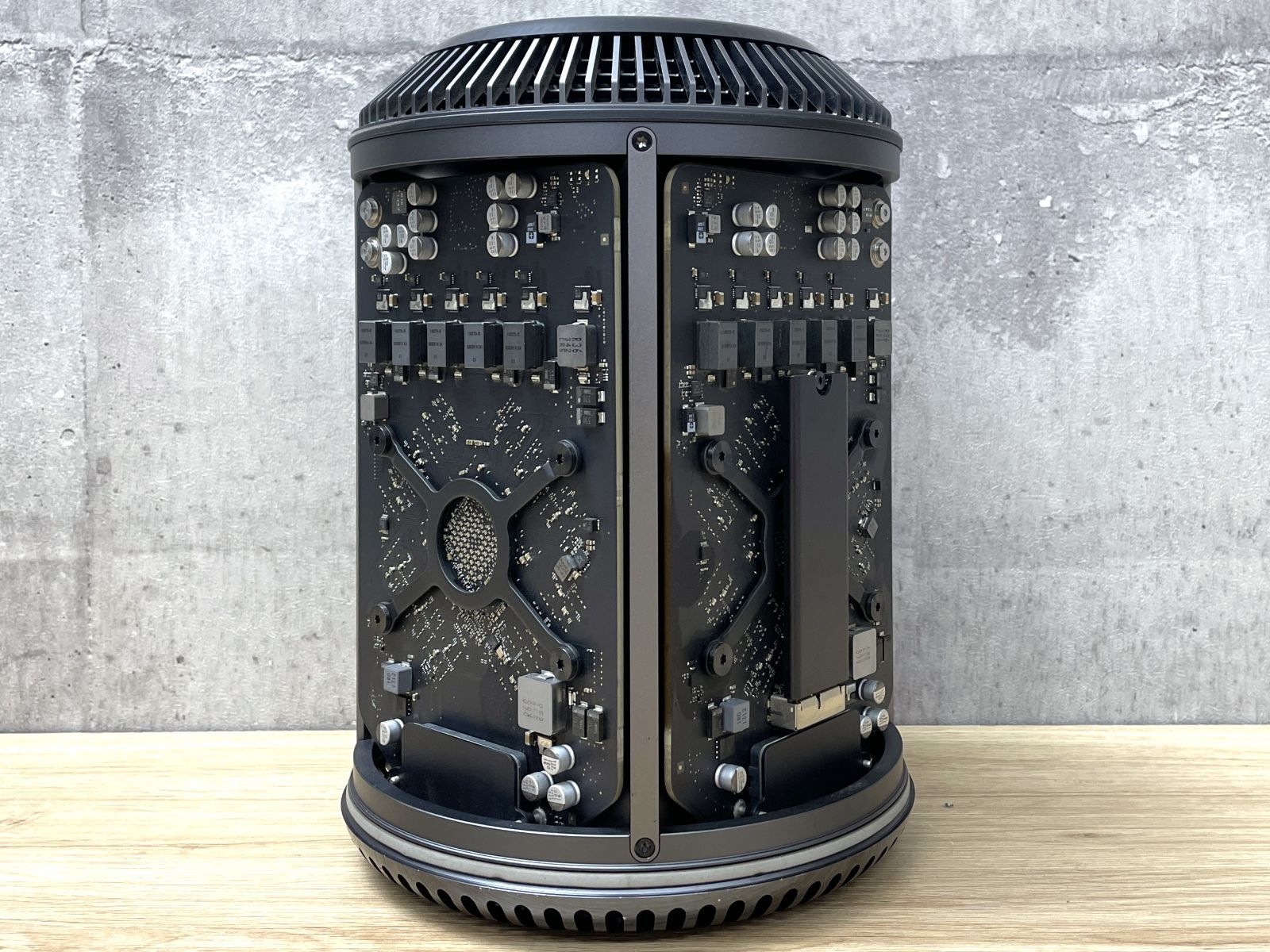 F-07027 Apple Mac Pro Late 2013 A1481 アップル マックプロ