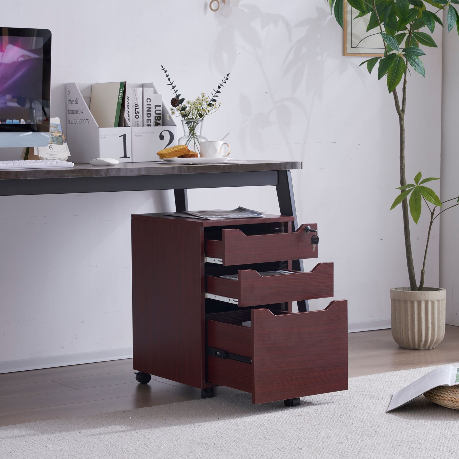 鍵付き キャスター付き