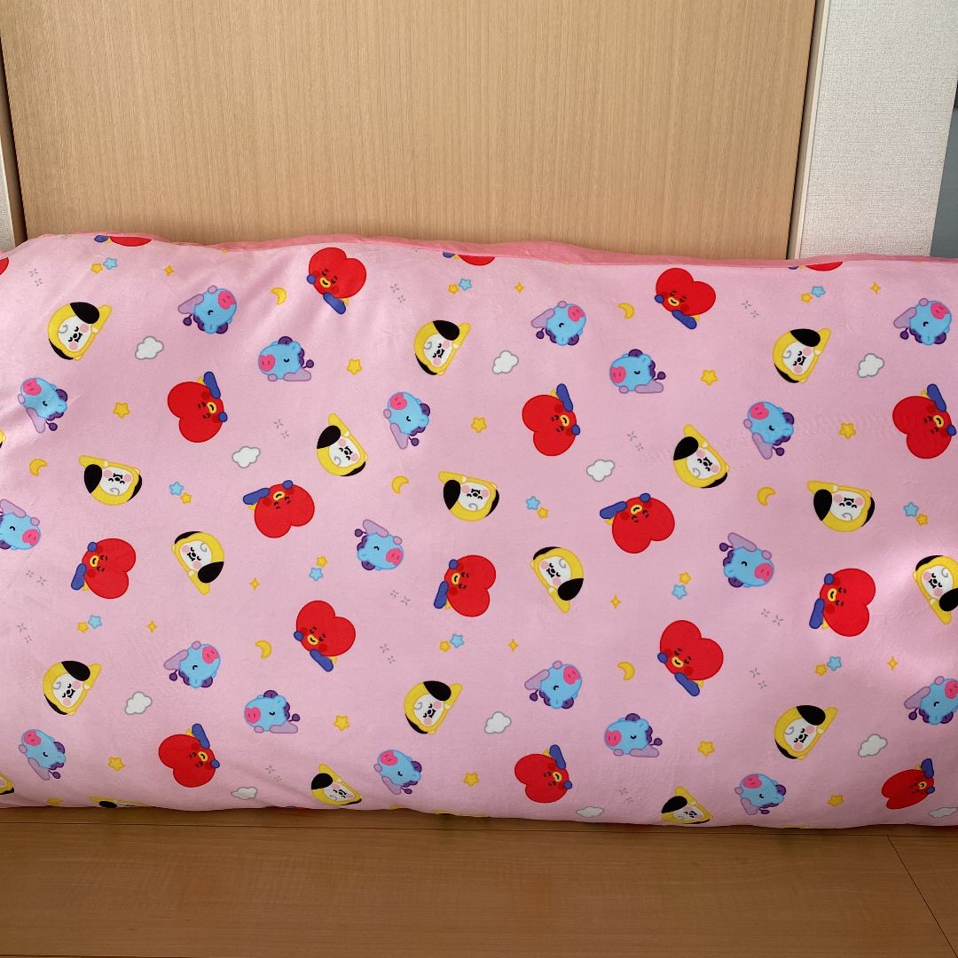 アベイル BT21 クッション 長座布団 - メルカリ