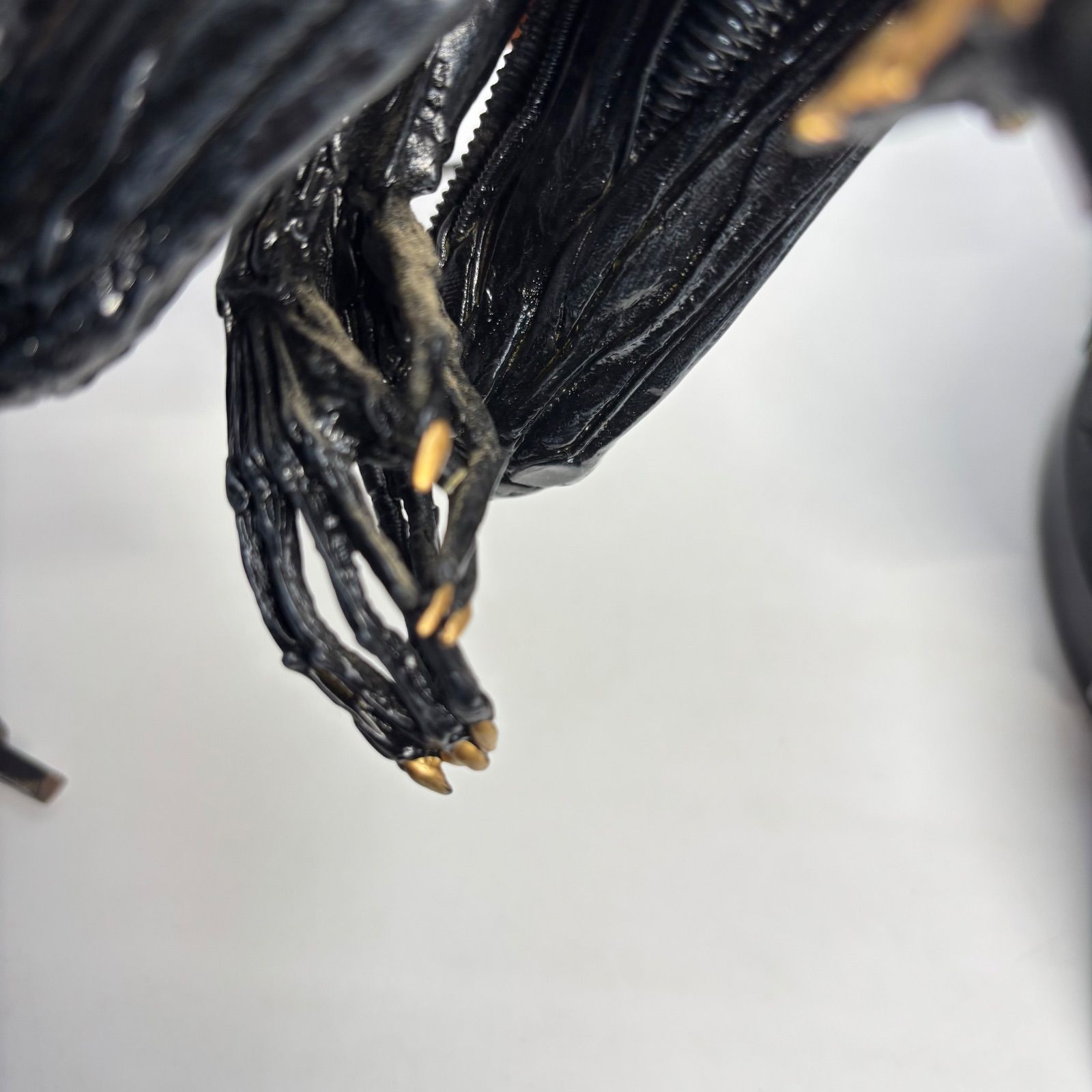 フューチャーモデルズ エイリアンパイル レジンキット