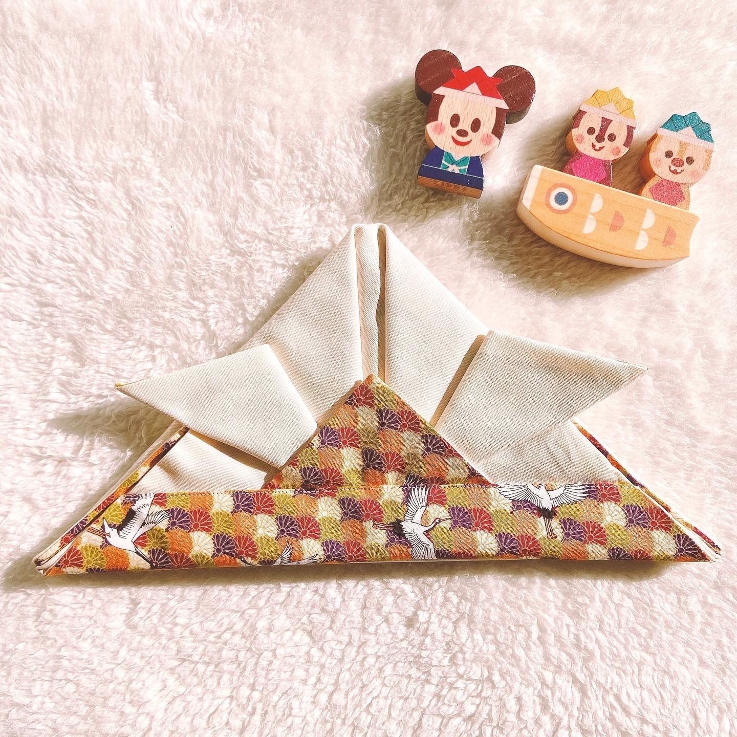 ベビー袴＆かぶれる兜　3ヶ月〜　鶴✕ベージュ ベビー袴＆かぶれる兜 3ヶ月〜 鶴✕ベージュ ベビー袴＆かぶれる兜