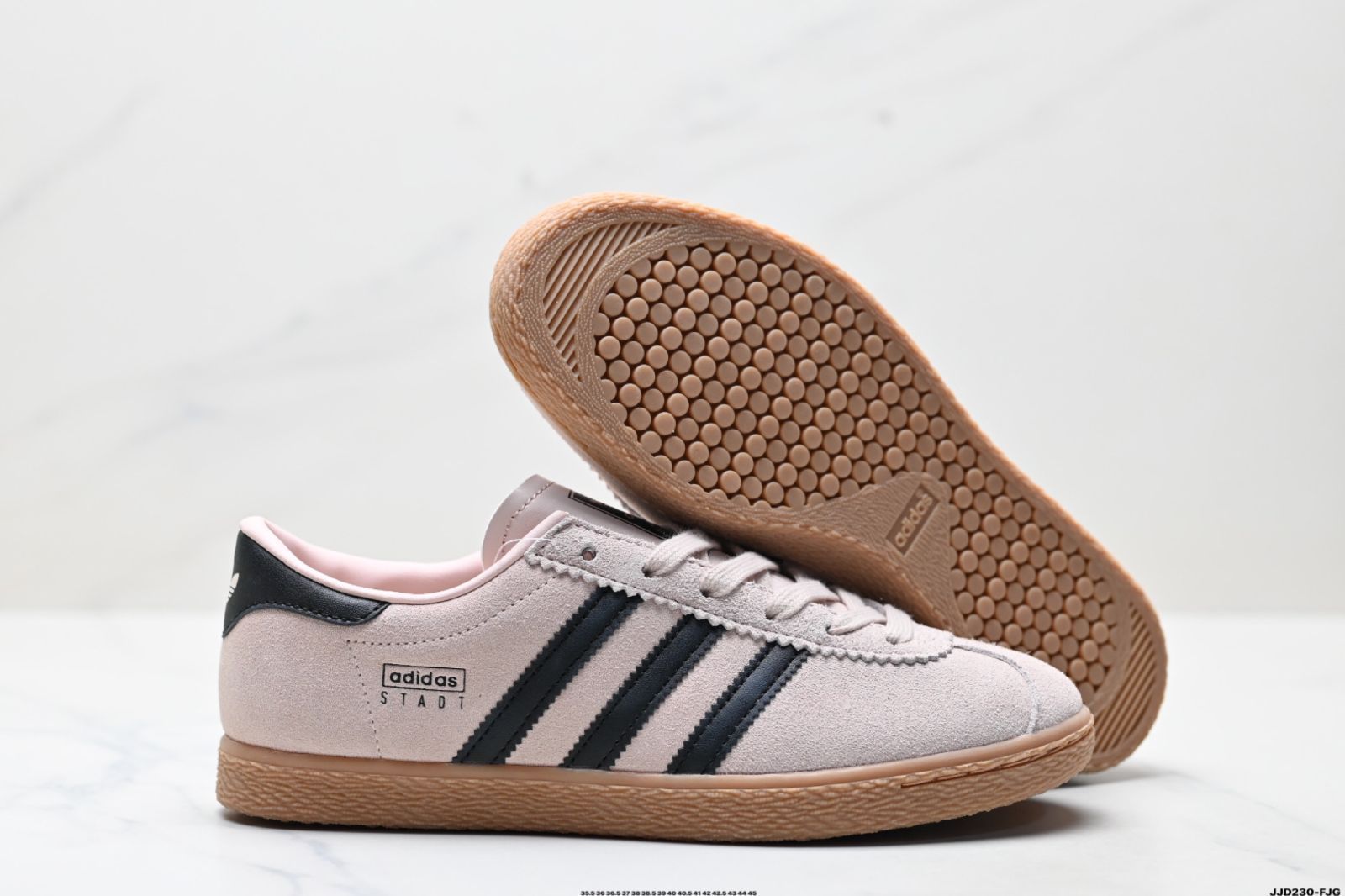 ★adidas originals★大人気★STADT シュタット★追跡可 ☆adidas originals☆大人気☆STADT シュタット☆追跡可 (adidas