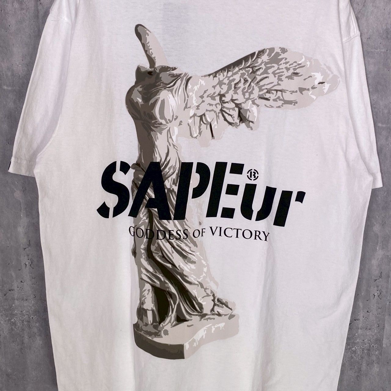 SAPEur』サプール (L) ゴッデスオブヴィクトリー 半袖Tシャツ - メルカリ