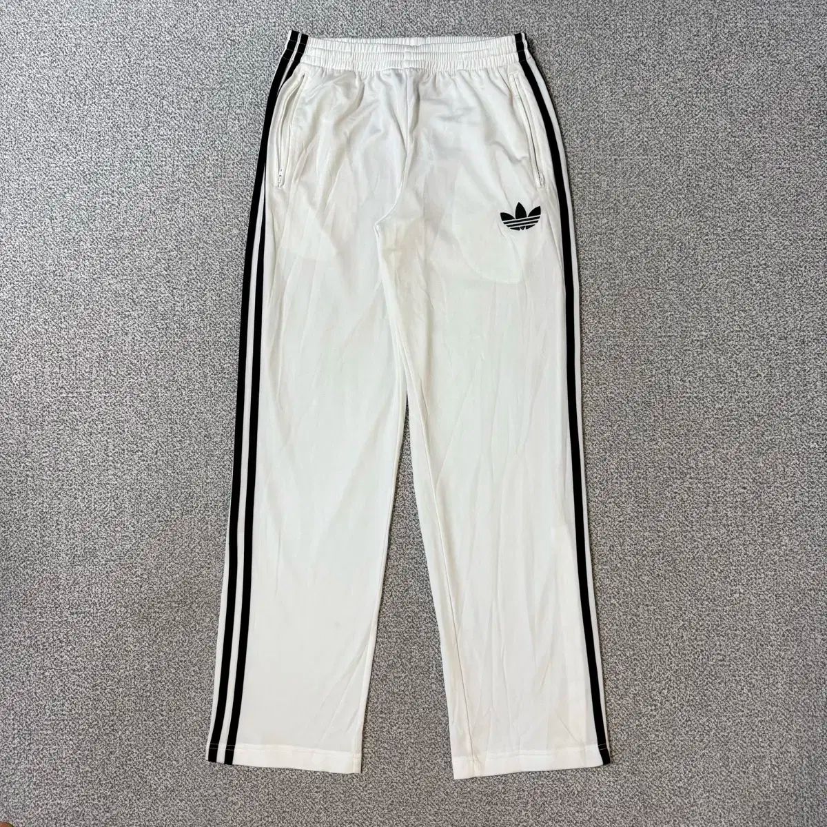 adidas アディダス ファイヤーバード 白 トレーナー パンツ