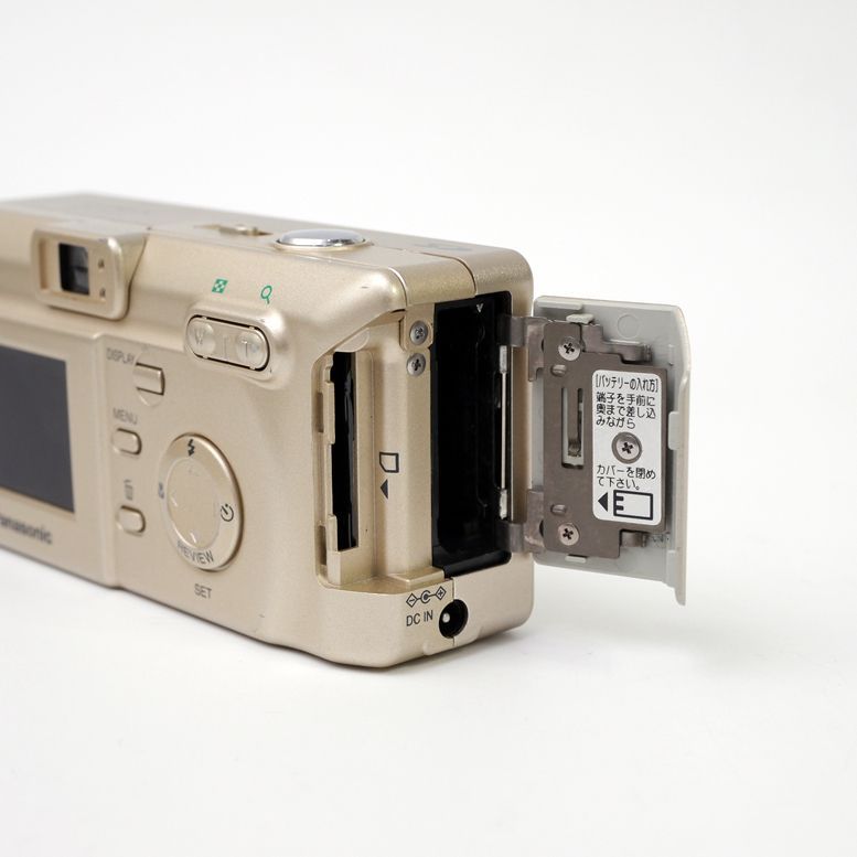 Panasonic LUMIX DMC-F7【中古・動作確認済み】 - メルカリ