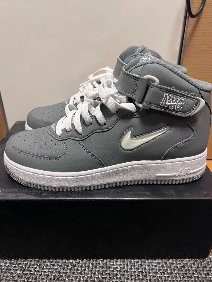 265 エアフォース 1 ミッド NYC クールグレー