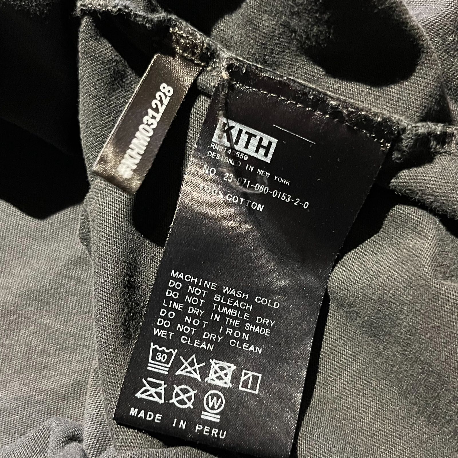 KITH Beatlesアビーロード KITH(キス) 「THE BEATLES Abbey Road Tee」ヴィンテージ加工T