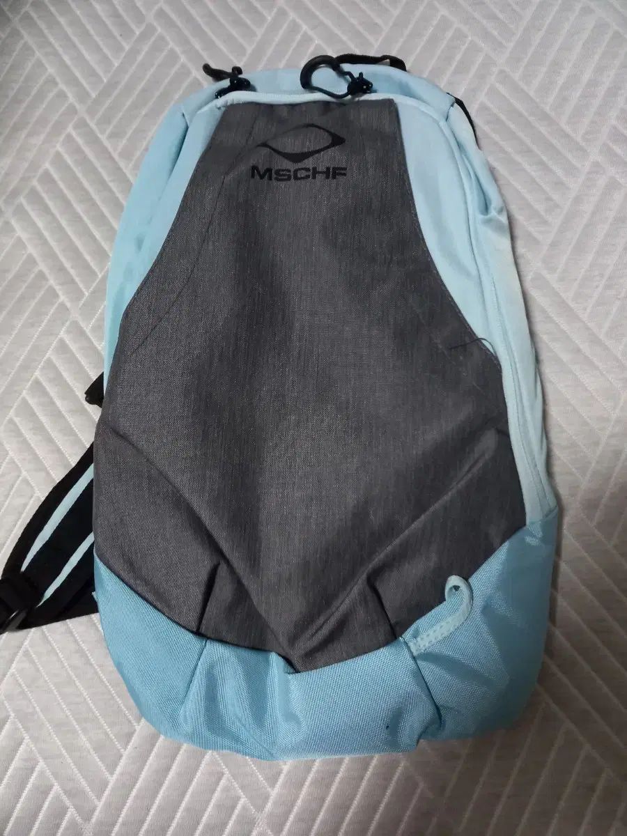 MSCHF 롬버스 バックパック スカイブルー