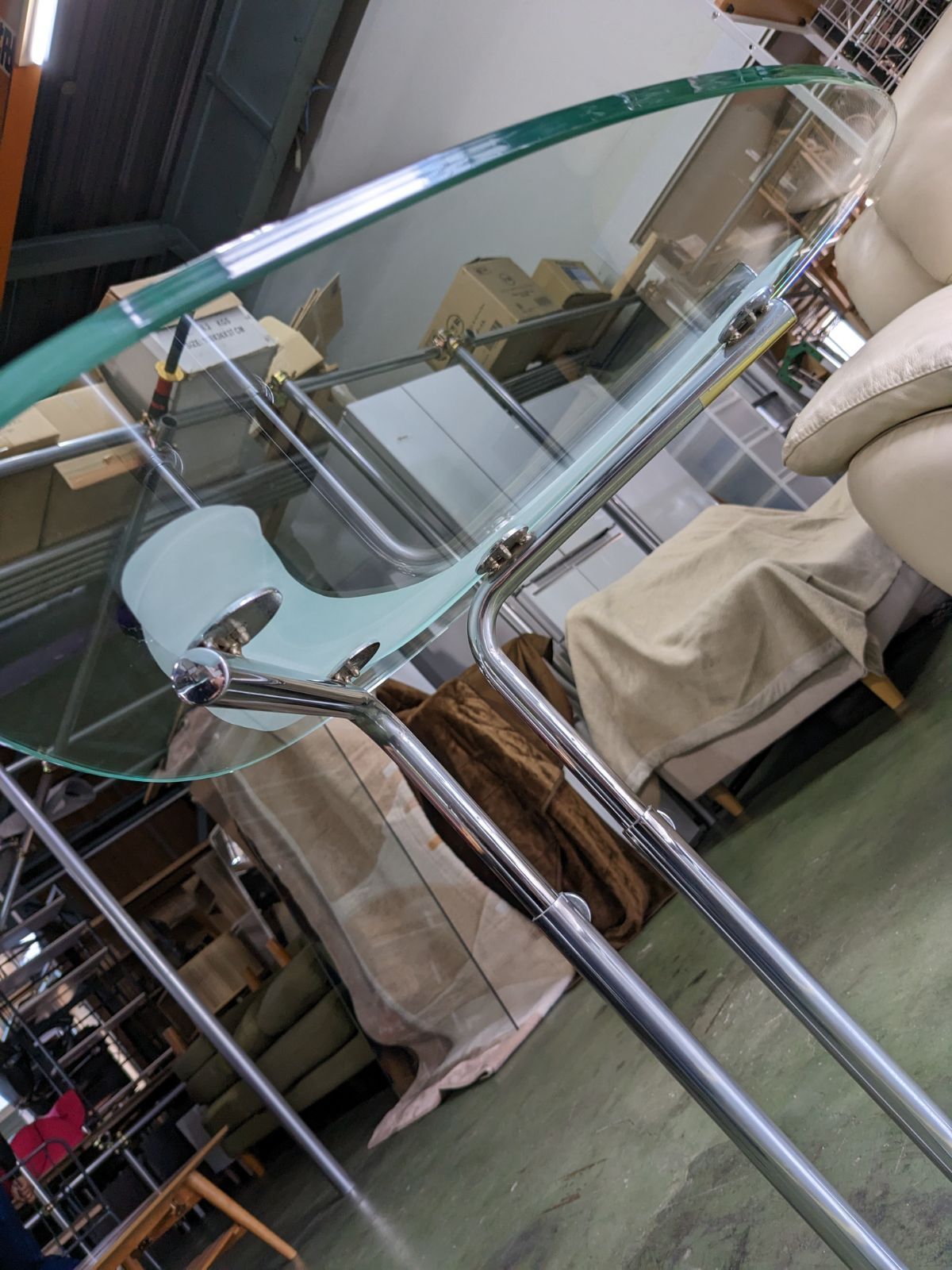 TECTA | K22 サイドテーブル ガラス （ガラス製品の為、引取か自社配送