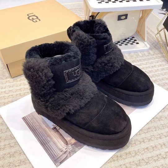 UGG アグ レディース クラシック チラピーク Classic Chillapeak 箱付 Black - メルカリ