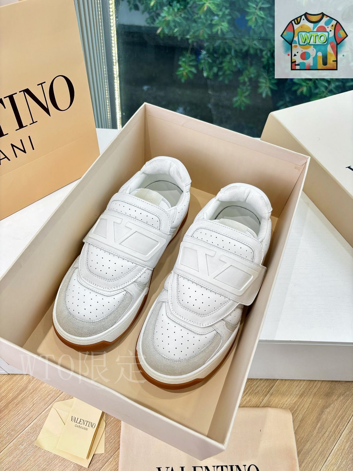 Valentino ヴァレンティーノ Chromathon パンカジュアル