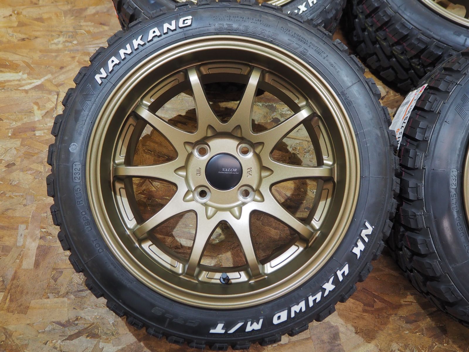 ☆ホワイトレター☆165/60R15 7J+30 4H100 人気 10本スポーク 深