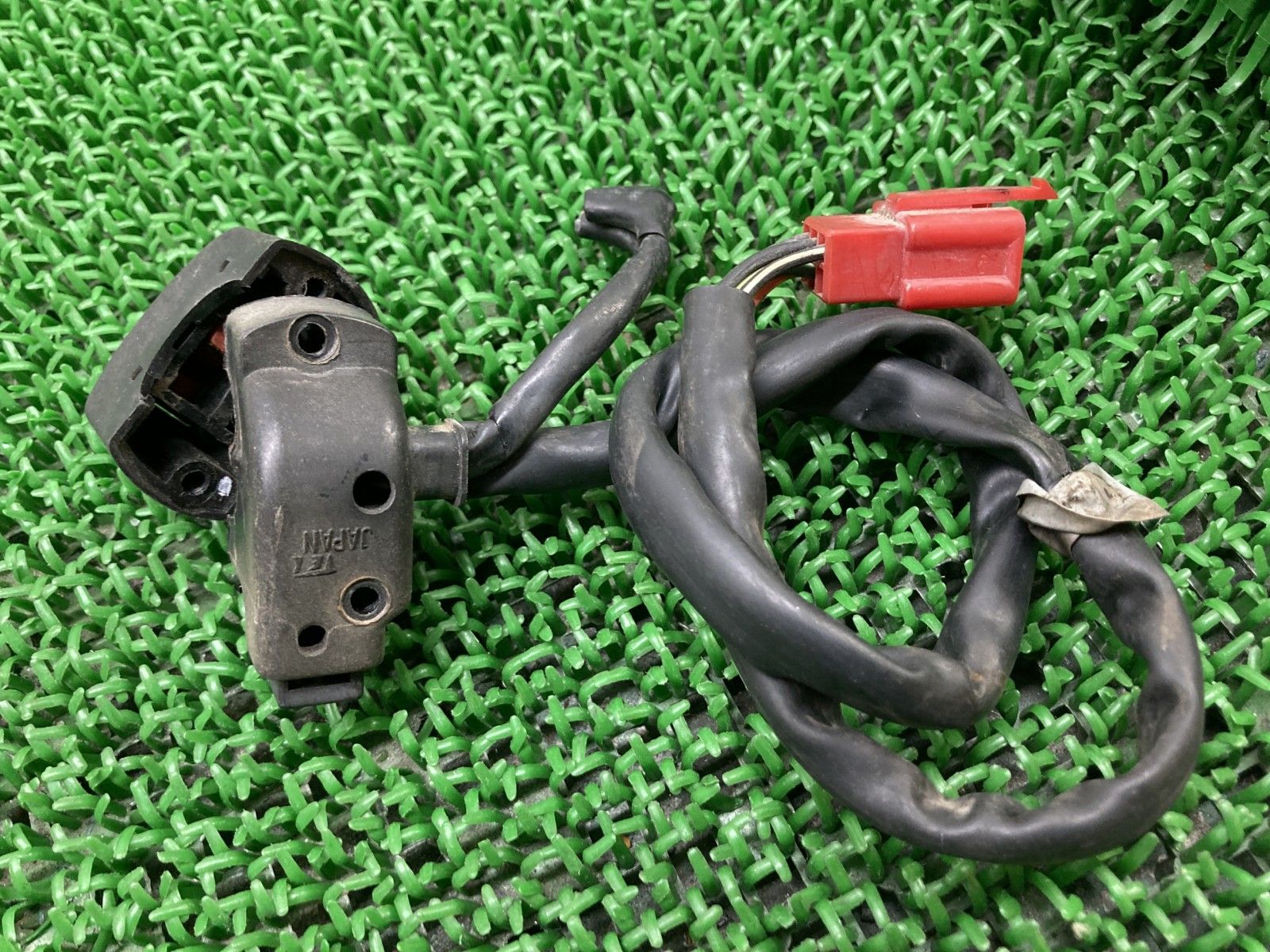 CBR400RR ハンドルスイッチ 右 ホンダ 純正 バイク 部品 NC29 キル