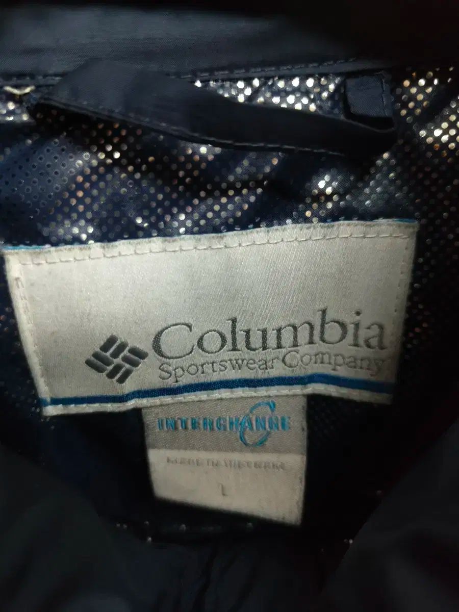 Columbia コロンビア