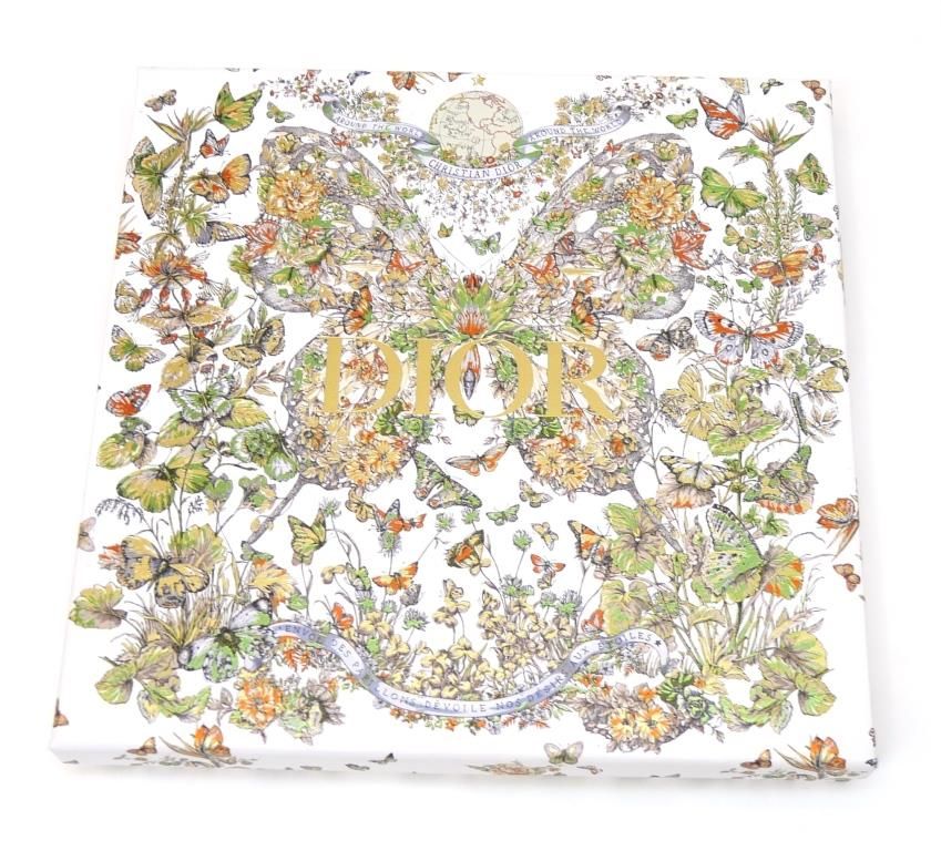 ディオールJARDIN D'HIVER 90 スカーフ Christian Dior CARRE SPECIAL JARDIN D'HIVER 90 Scarf