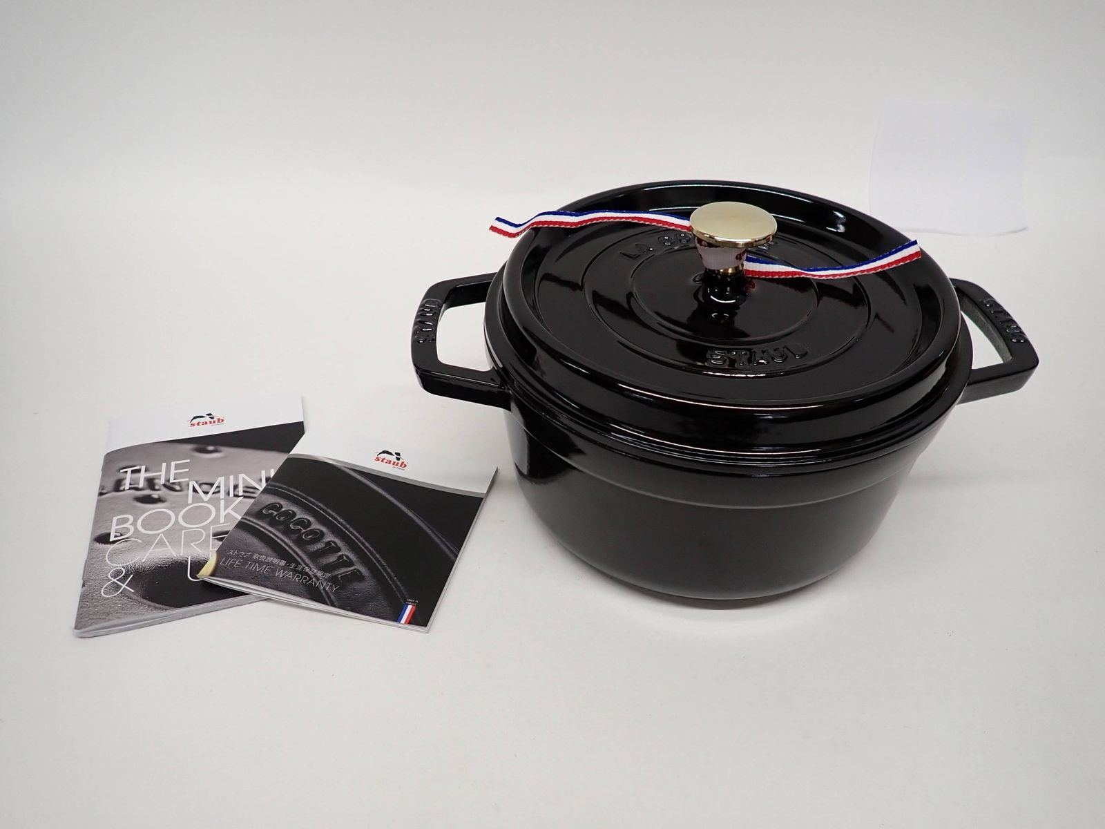 ストウブ ピコ ココット ラウンド 22cm シャイニーブラック 鋳物 ほうろう 2.6L 炊飯 STAUB R2505-233