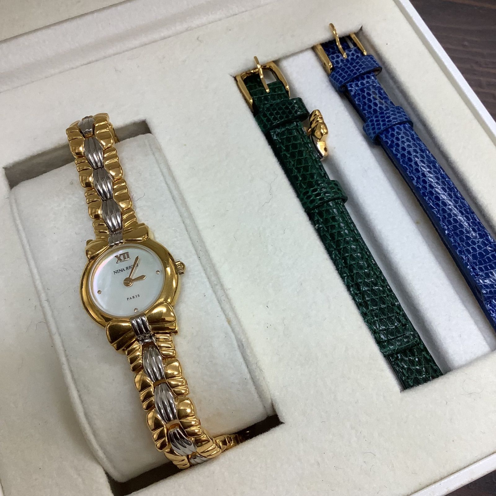 腕時計 レディース NINA RICCI クォーツ quartz Swiss リボン
