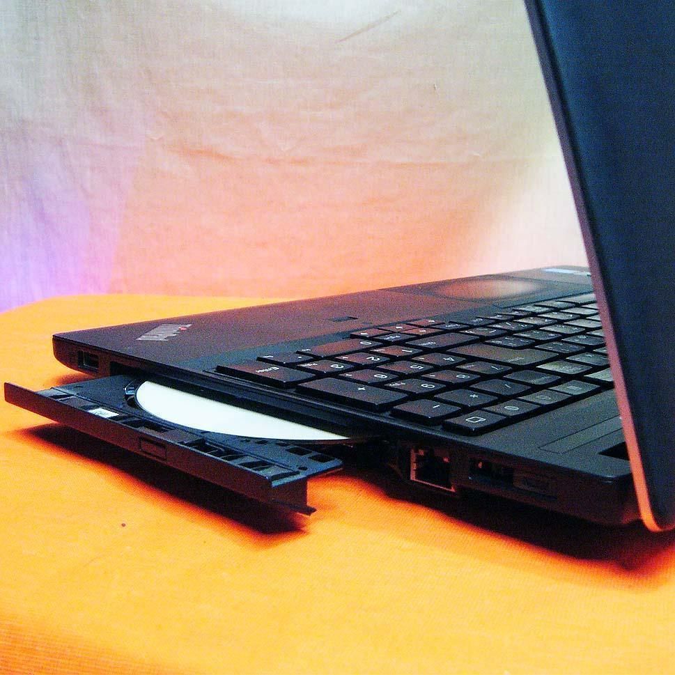 Lenovo - ◆大画面オールインワン　ThinkPad E540◆目の悪い方でも大丈夫◆ ◇大画面オールインワン ThinkPad E540◇目の悪い方でも大丈夫