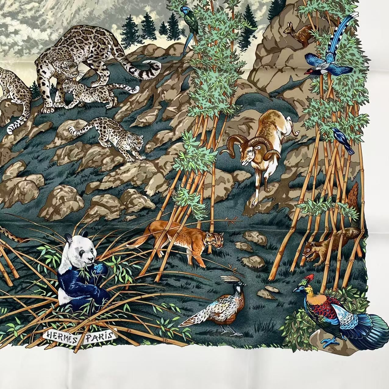新品同様 HERMES エルメス カレ90 SICHUAN 四川省 シルク スカーフ