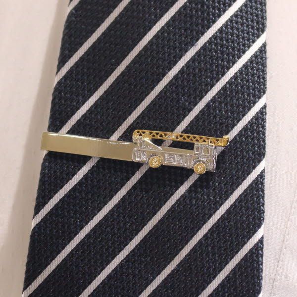 売切れ クレーン車 シルバー タイピン ネクタイピン スーツアクセサリー専門店