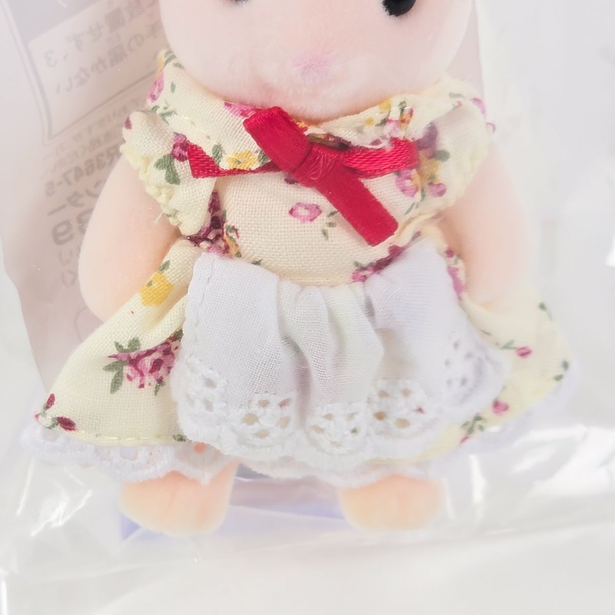 シルバニアファミリーももいろのお母さん レア 非売品シルバニアファミリー人形 ももいろウサギ お母さん - メルカリ