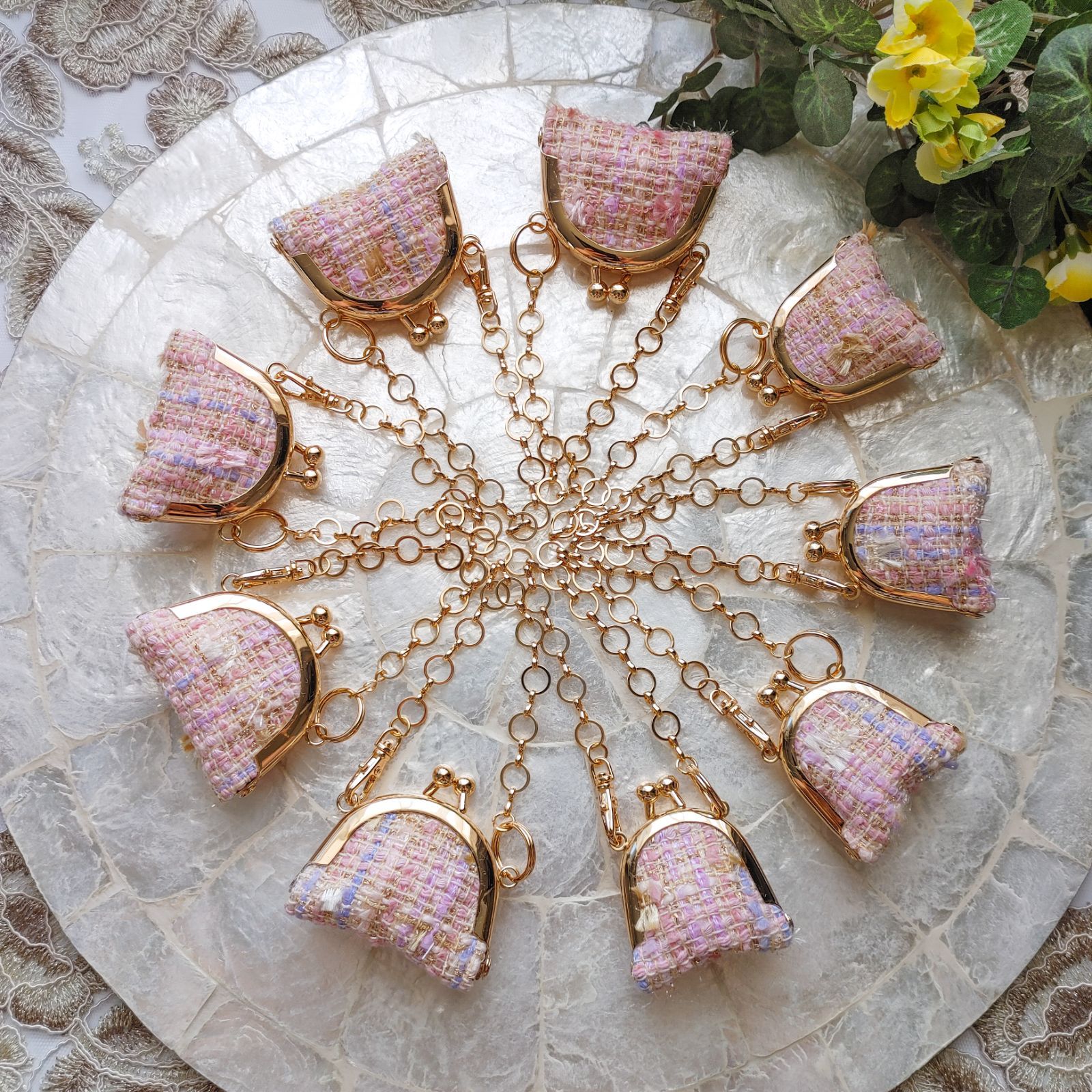 No173. (ピンク)『ツイード・ミニがま口ポーチ』 がま口キーホルダー  