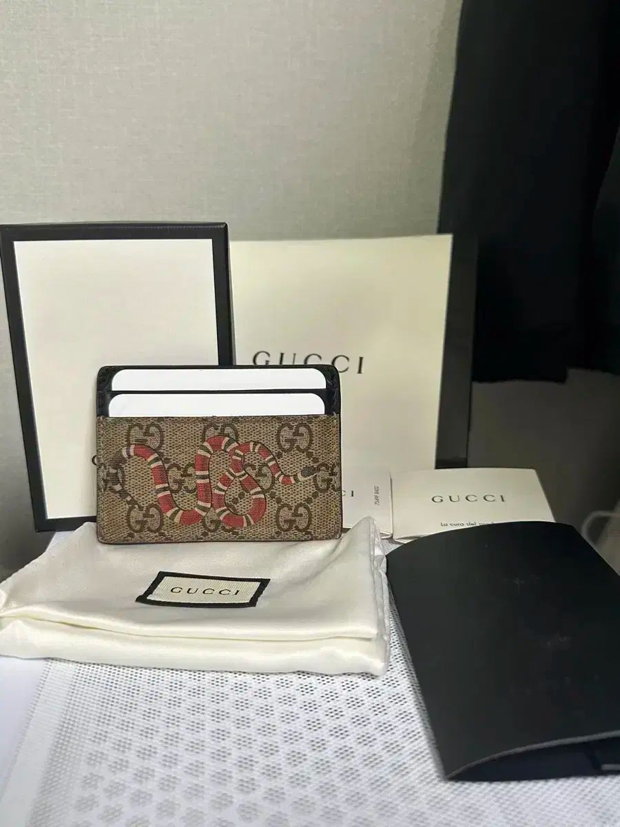 GUCCI グッチ 蛇 カードウォレット 付属品完備