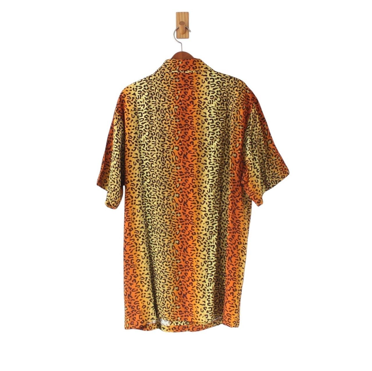 d.i.a セクシーレオパード柄半袖シャツ