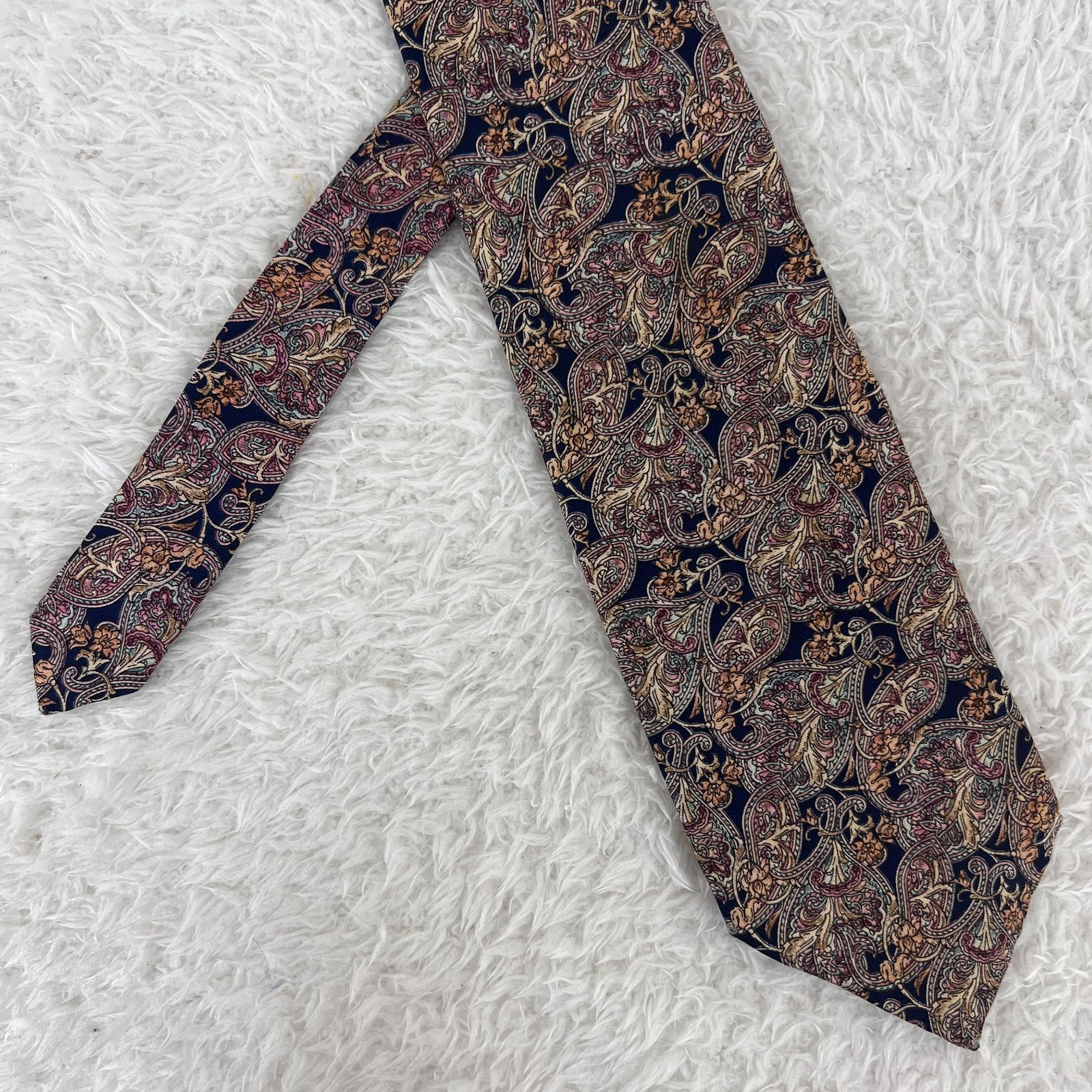★美品★ クリスチャンディオール 高級シルクネクタイ 総柄 ダークレッド 美品》Christian Dior (クリスチャンディオール) シルクネクタイ