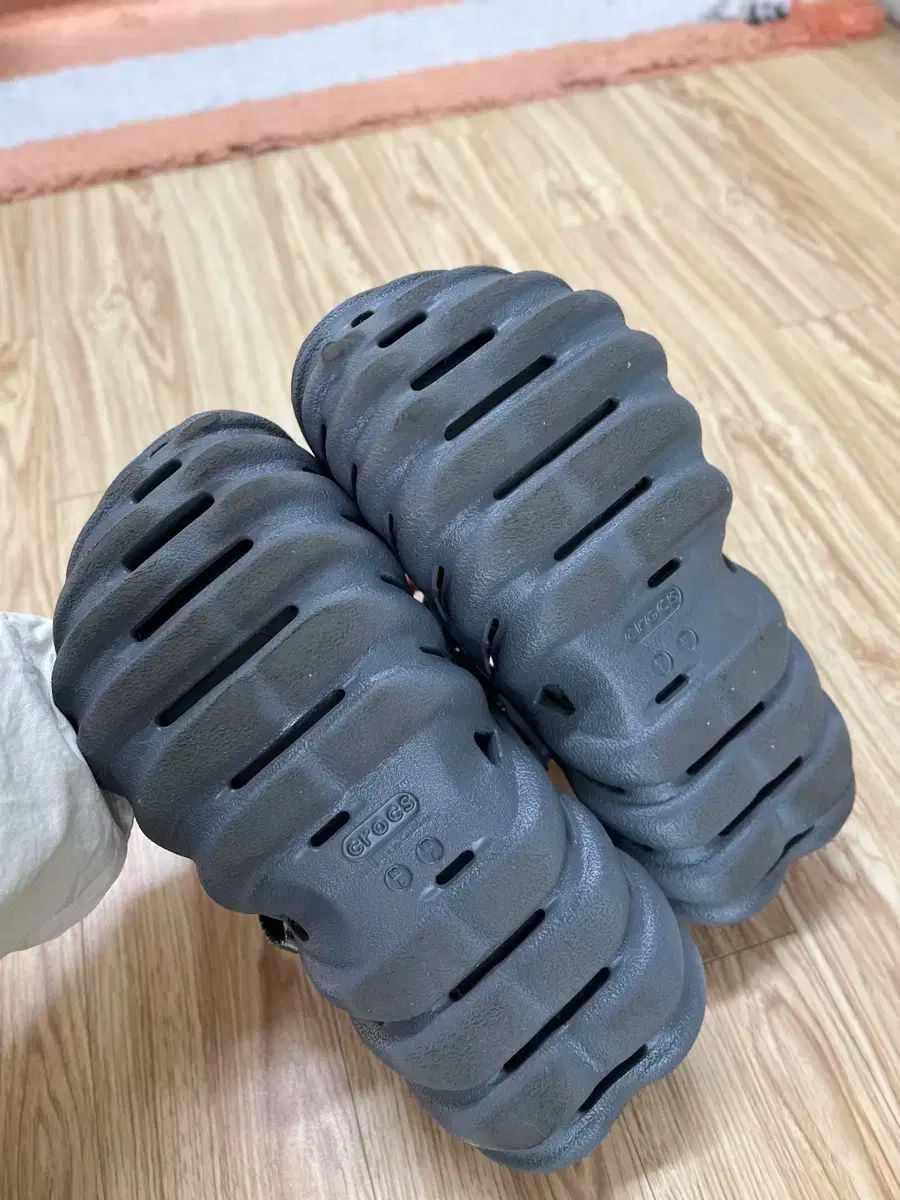 crocs クロックス