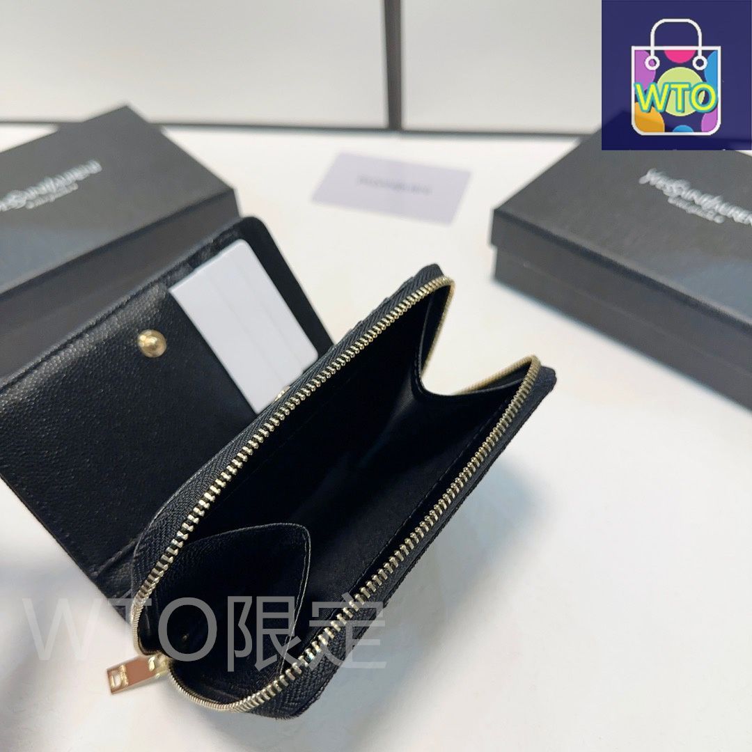 今日特価】Yves Saint Laurent イヴサンローラン 小型ウォレット