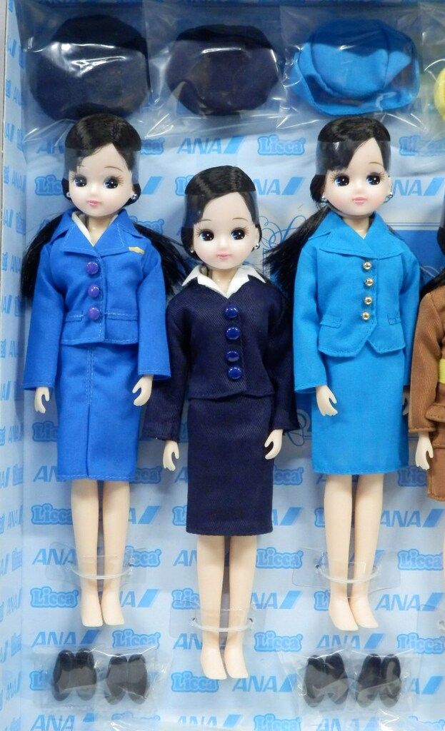リカちゃん ANA60周年オリジナルキャビンアテンダントリカちゃん