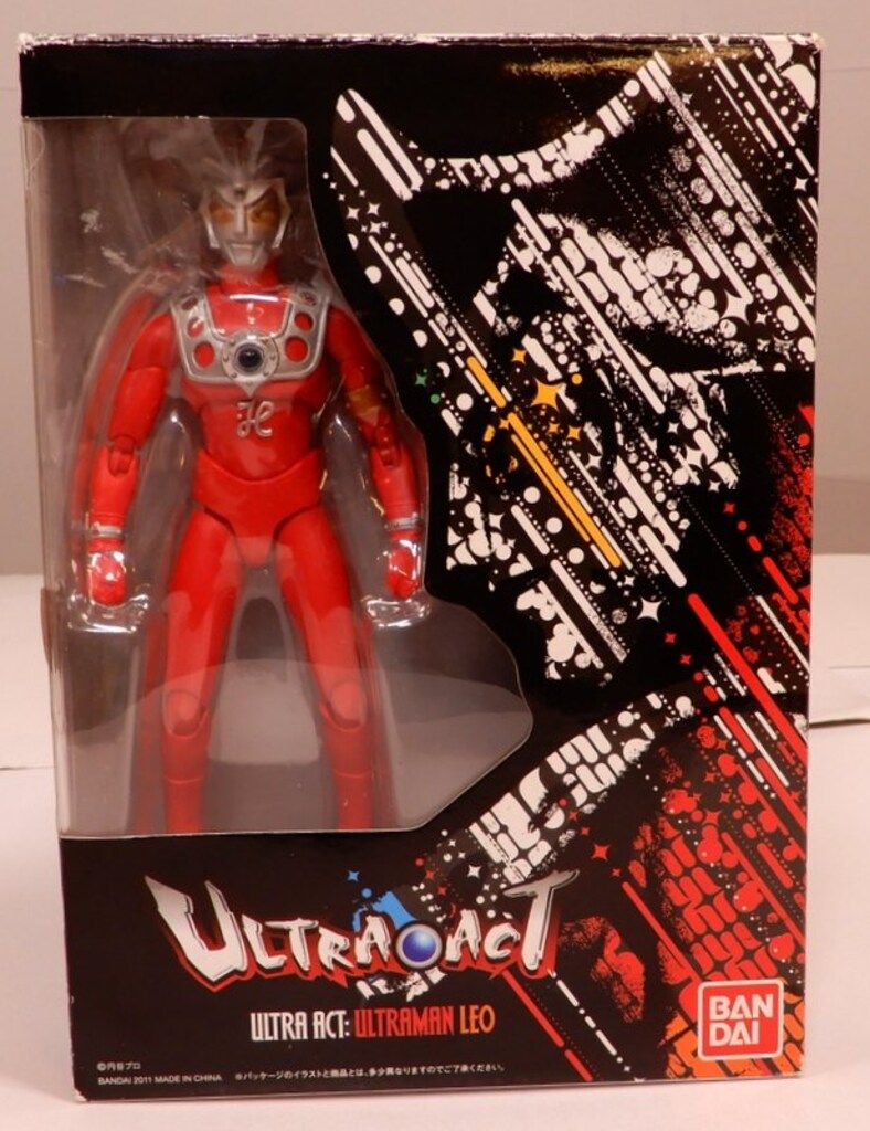 バンダイ ウルトラアクト ウルトラマンレオ ウルトラマンレオ 黒地箱