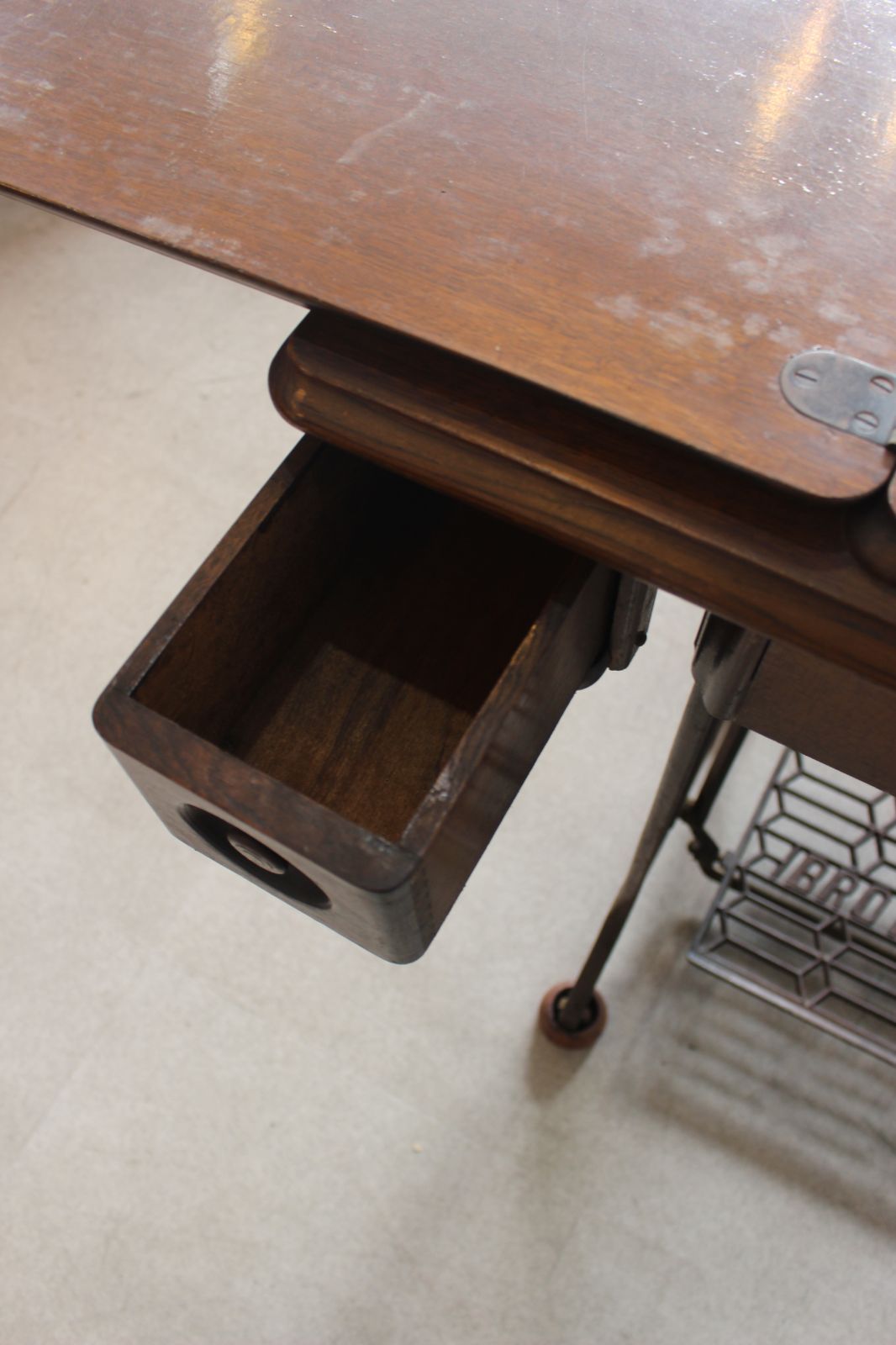 machine Table
